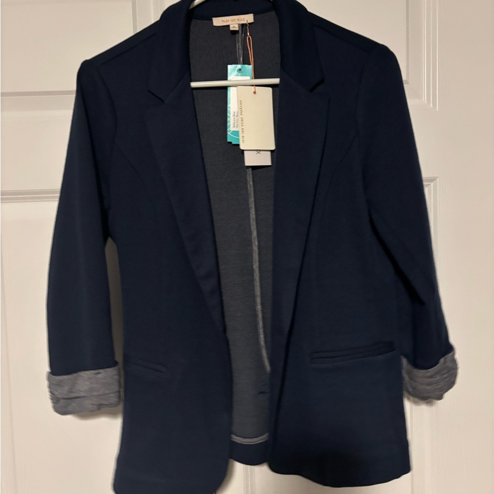 Skies Are Blue Blue Blazer with Notched Lapel and 3/4 Sleeves